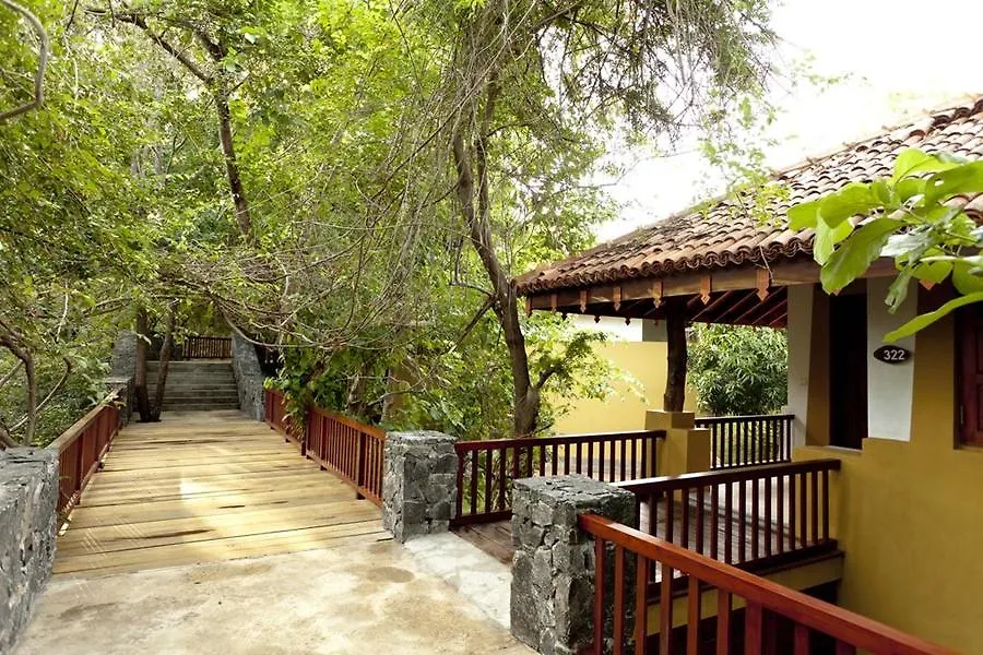 ***** Resort Amaya Signature Dambulla Kandalama Sri Lanka