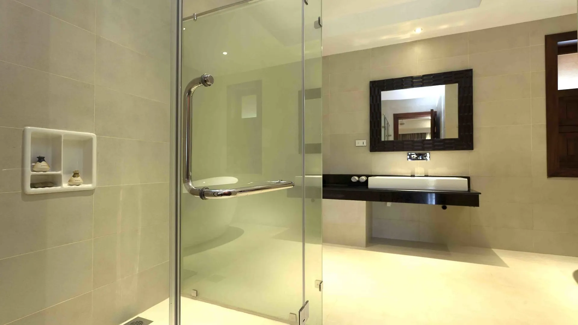 Amaya Signature Dambulla Kandalama 5*,